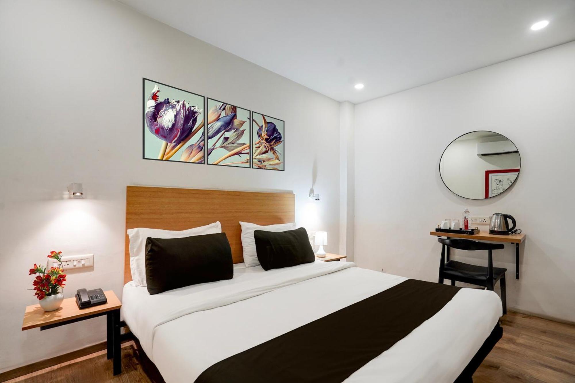 Super Townhouse Gomti Nagar Sector 6 Near Ekana Stadium Лакнау Екстериор снимка