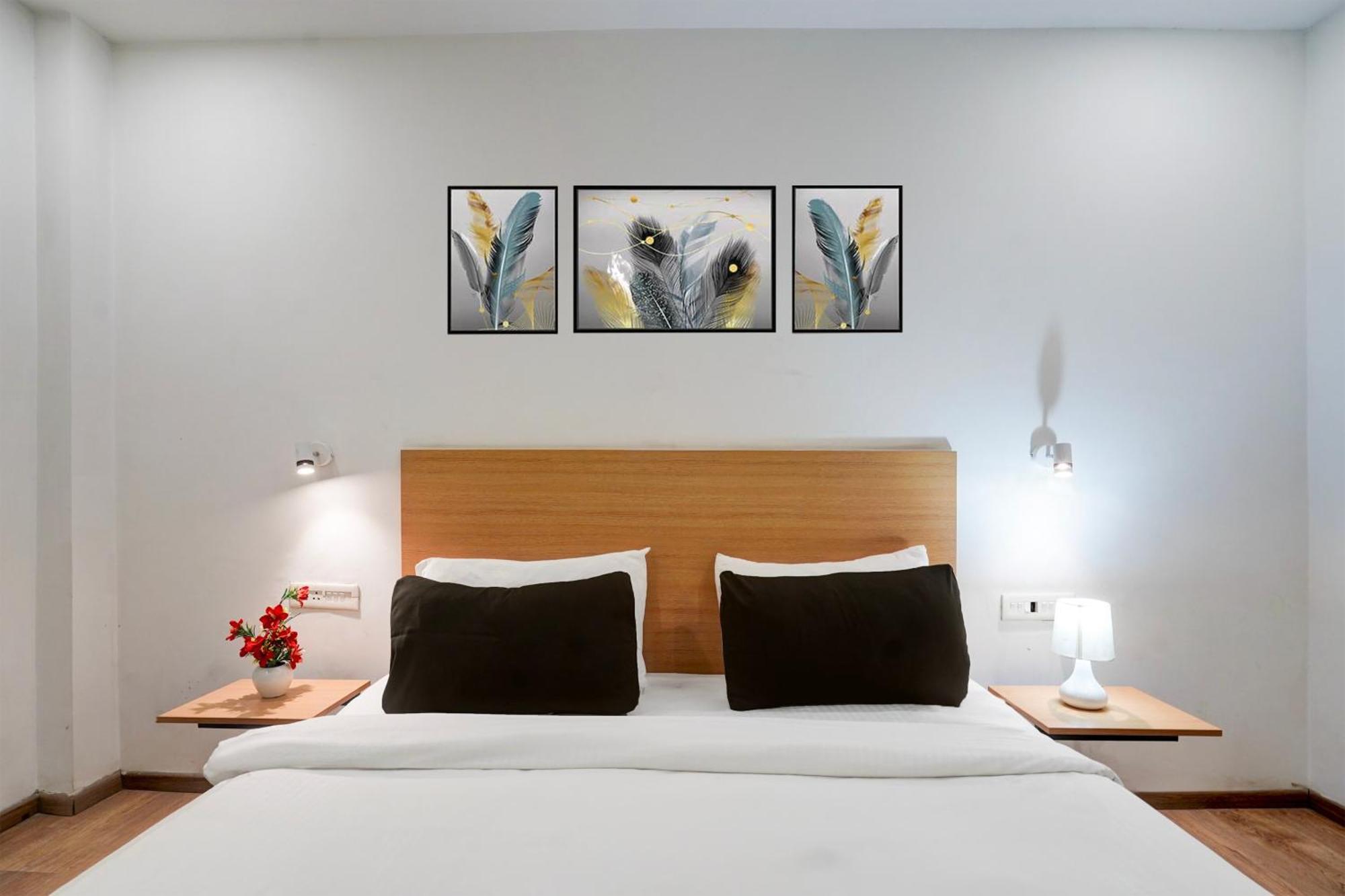 Super Townhouse Gomti Nagar Sector 6 Near Ekana Stadium Лакнау Екстериор снимка